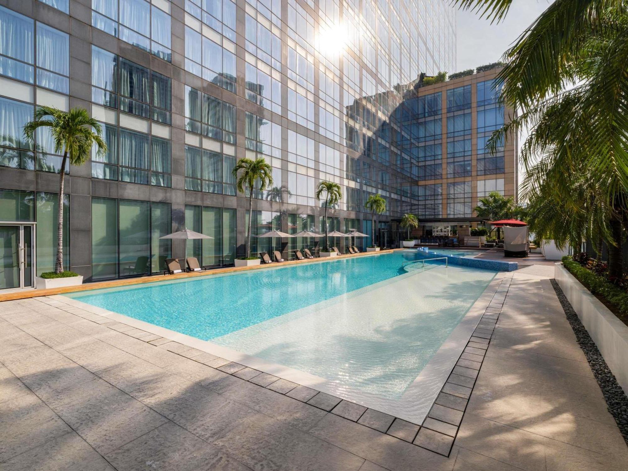 Fairmont Makati Hotel Makati City Kültér fotó